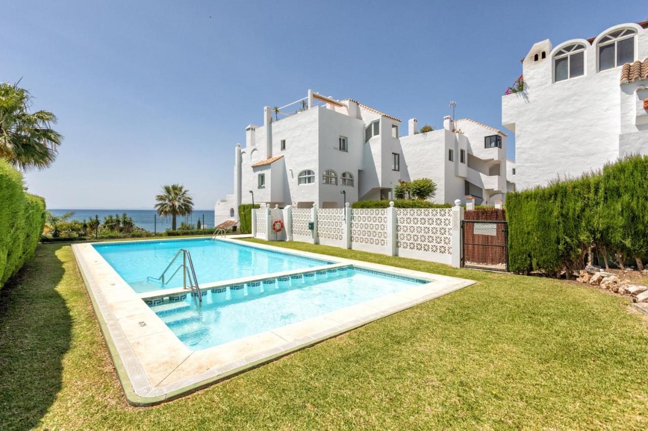 Front Sea View Penthouse Daire Estepona Dış mekan fotoğraf