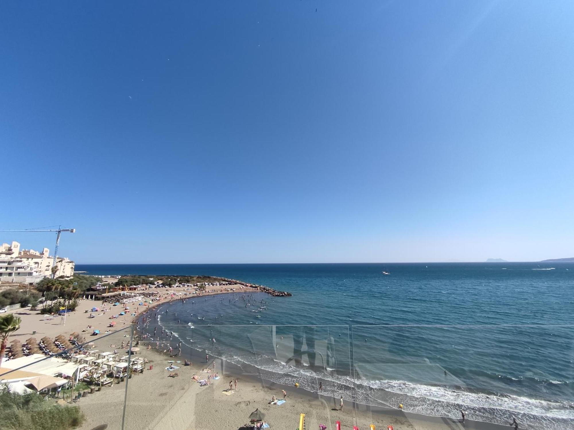 Front Sea View Penthouse Daire Estepona Dış mekan fotoğraf